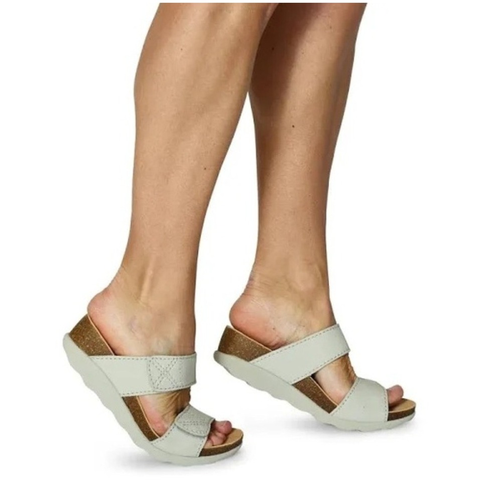 Dansko Maddy Cream Leather Adjustable Slide Wedge Sandals Womens 40 1510616100